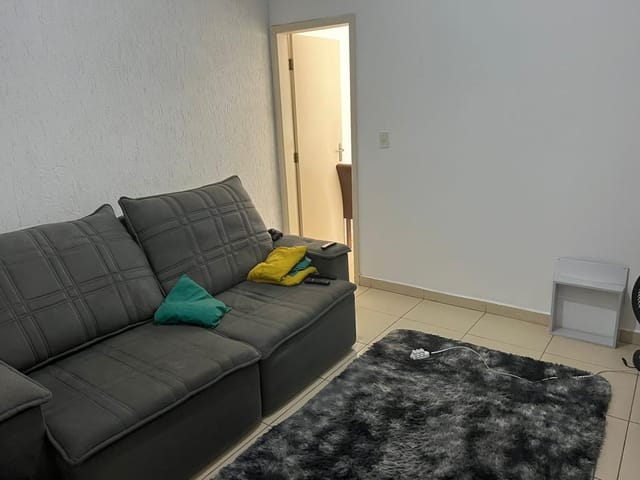 Casa 2 quartos e 2 banheiros, à venda, no bairro Residencial Mombaça em Pindamonhangaba