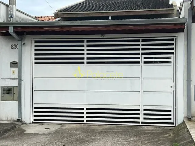 Casa 2 quartos e 2 banheiros, à venda, no bairro Residencial Mombaça em Pindamonhangaba