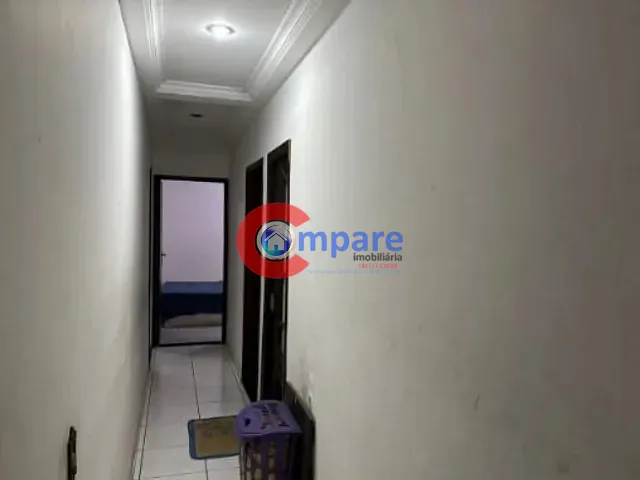 Casa com 450m² 4 quartos e 2 banheiros, à venda, no bairro Vila Cocaia em Guarulhos