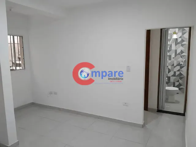 Casa 1 quarto e 1 banheiro, para alugar, no bairro Jardim Paraíso em Guarulhos