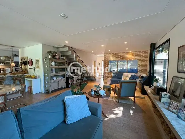 Casa com 455m² 3 quartos e 5 banheiros, à venda, no bairro Parque Xangrilá em Campinas