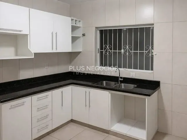 Casa com 300m² 4 quartos e 3 banheiros, à venda, no bairro Campolim/Elton Ville em Sorocaba
