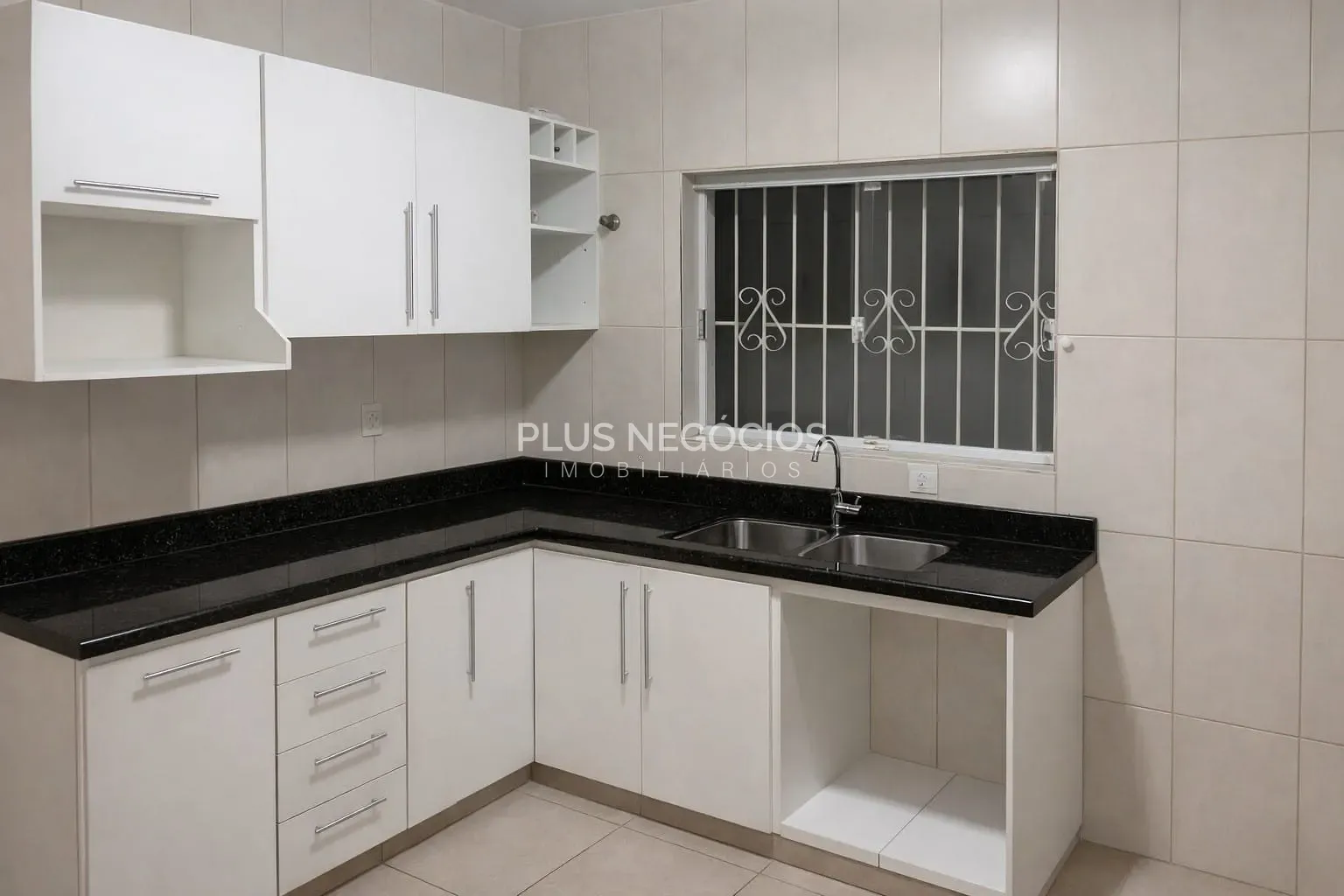 Casa, 4 quartos, 250 m² - Foto 4