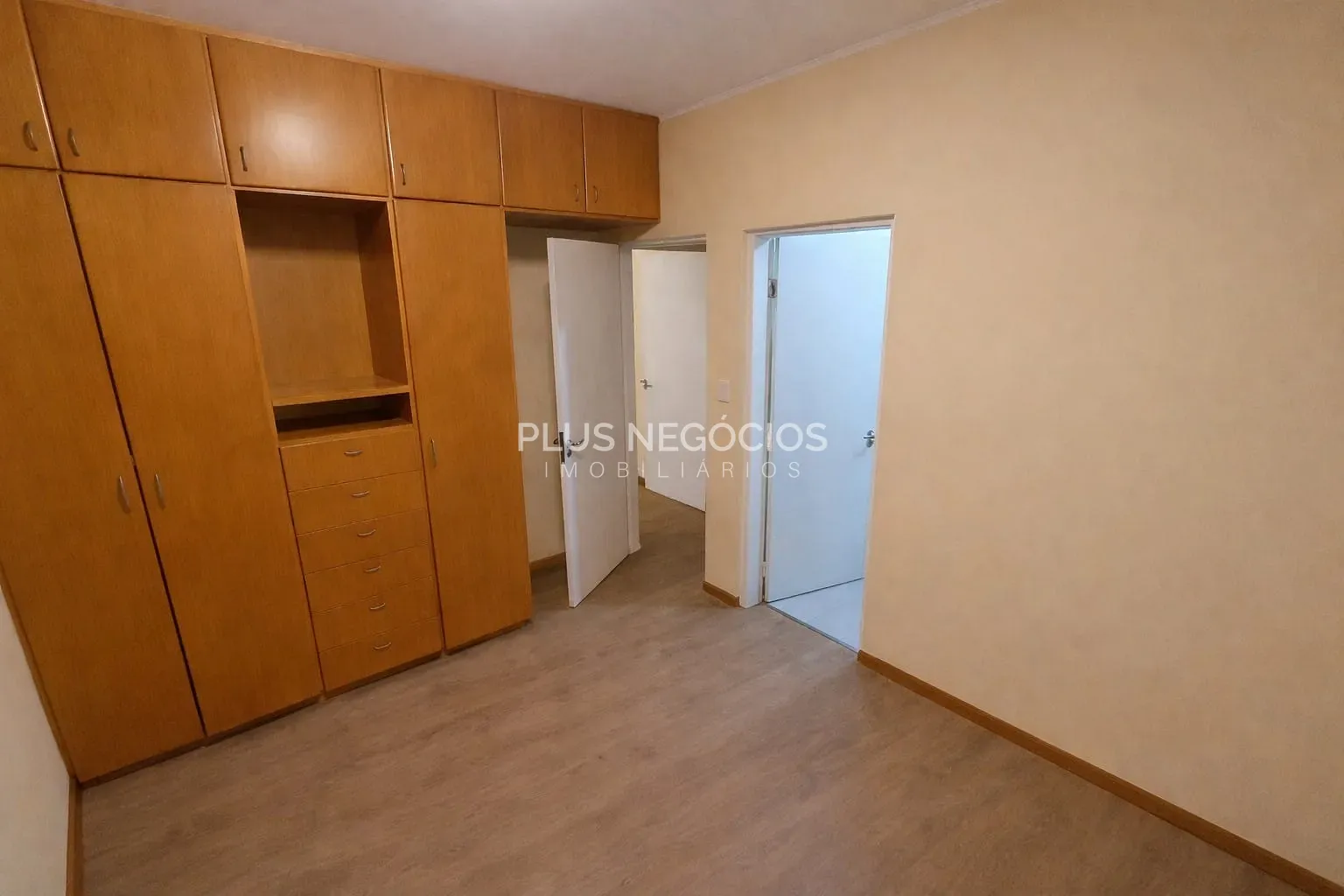 Casa, 4 quartos, 250 m² - Foto 9