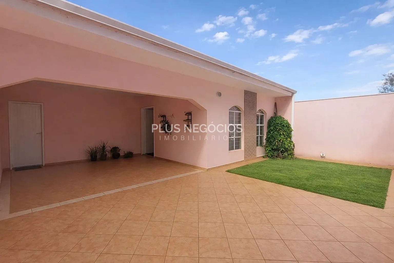 Casa, 4 quartos, 250 m² - Foto 14