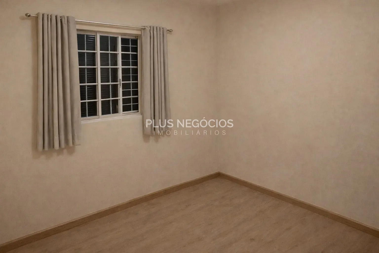 Casa, 4 quartos, 250 m² - Foto 11