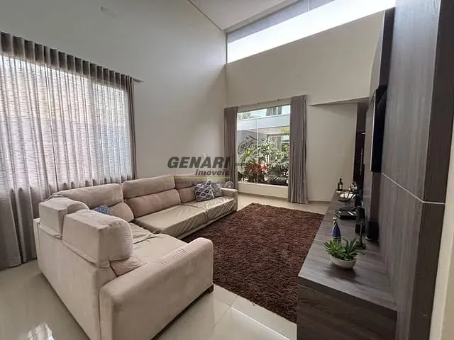 Casa com 360m² 4 quartos e 5 banheiros, à venda, no bairro Jardim Residencial Dona Lucilla em Indaiatuba