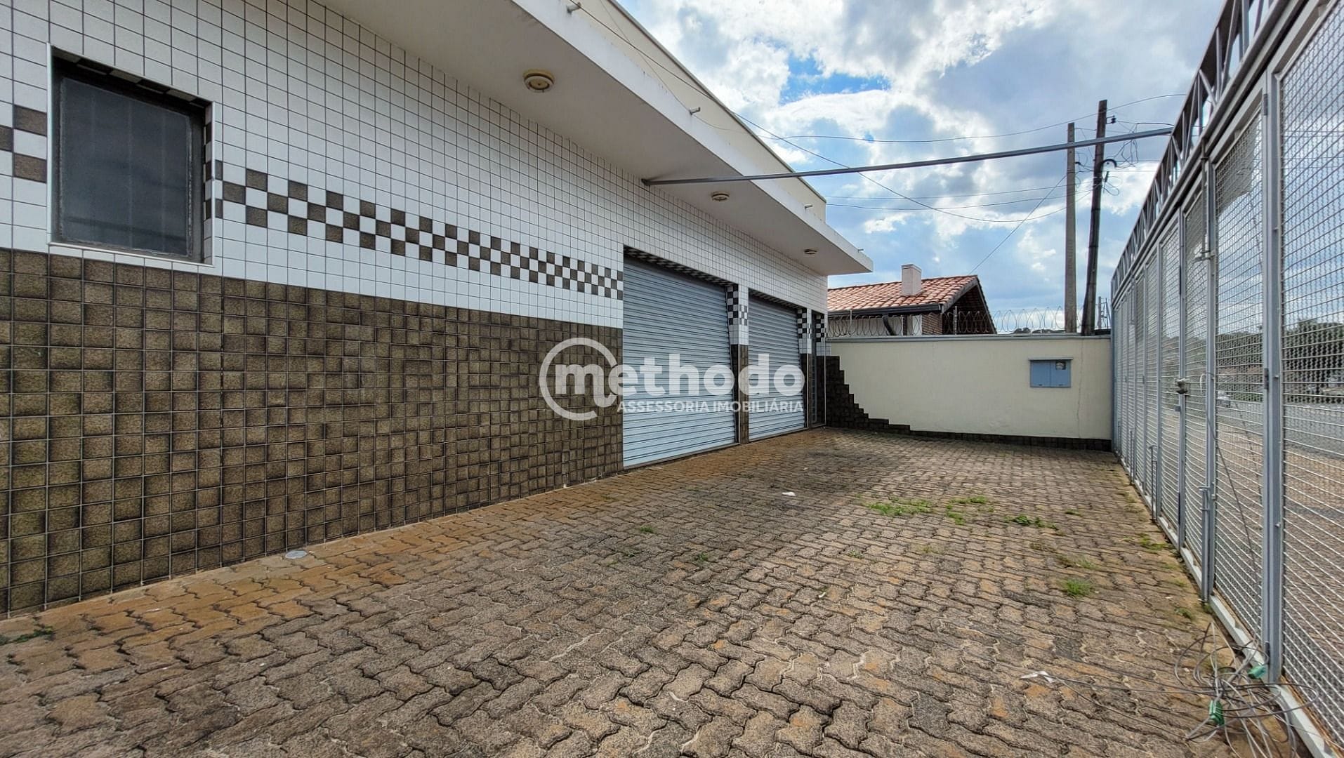 Casa, 5 quartos, 323 m² - Foto 3