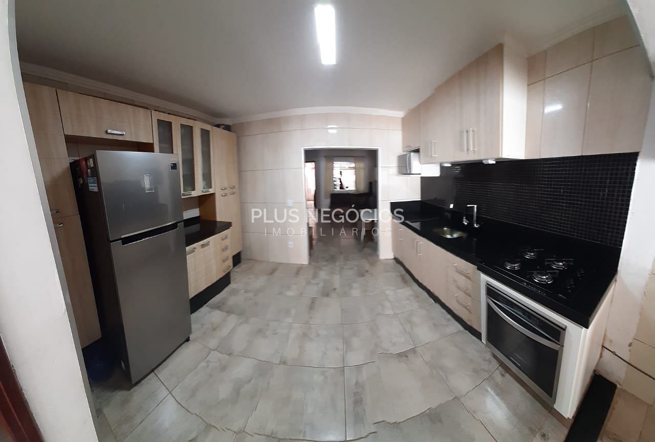 Casa, 3 quartos, 110 m² - Foto 1