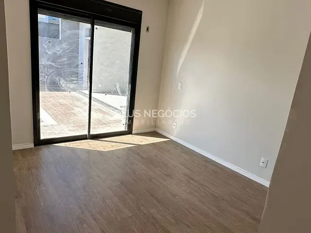 Casa com 250m² 3 quartos e 5 banheiros, à venda, no bairro Morros em Sorocaba
