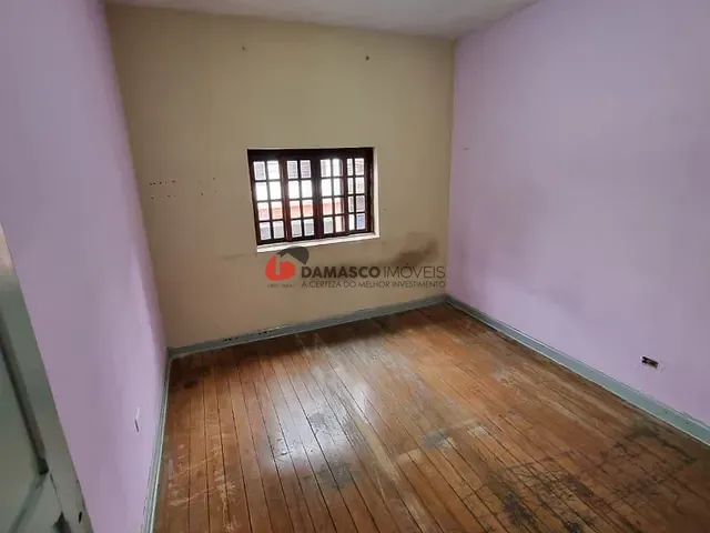Casa 2 quartos e 1 banheiro, para alugar, no bairro Santo Antônio em São Caetano do Sul