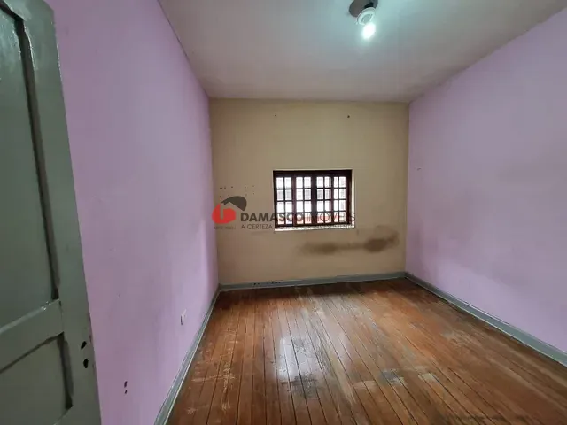 Casa 2 quartos e 1 banheiro, para alugar, no bairro Santo Antônio em São Caetano do Sul
