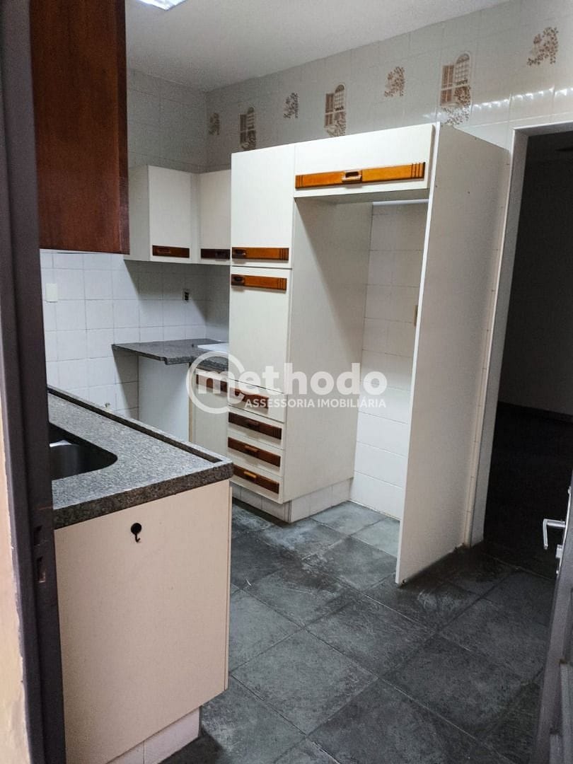 Casa, 3 quartos, 250 m² - Foto 4