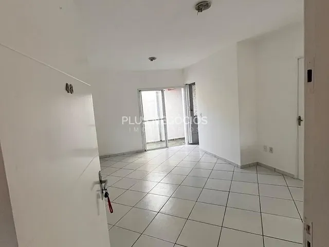 Casa com 150m² 2 quartos e 1 banheiro, à venda, no bairro Lopes de Oliveira em Sorocaba