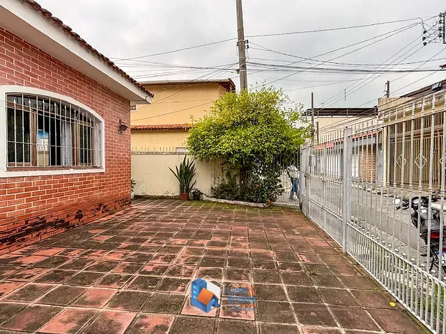 Casa com 200m² 3 quartos e 2 banheiros, à venda, no bairro Vila Rosa em São Paulo