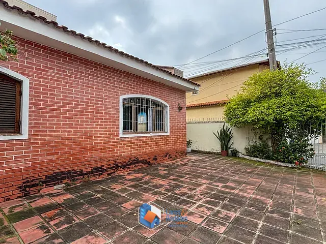 Casa com 200m² 3 quartos e 2 banheiros, à venda, no bairro Vila Rosa em São Paulo