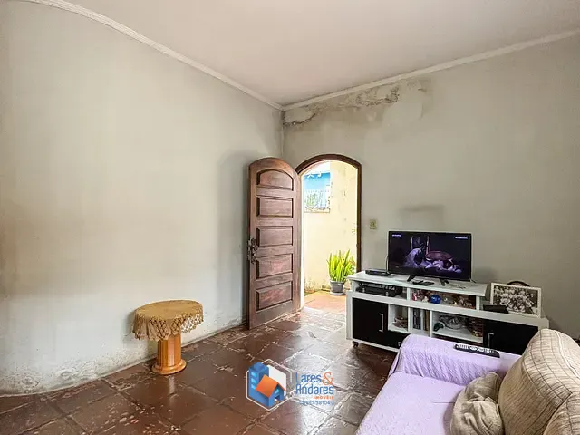Casa com 200m² 3 quartos e 2 banheiros, à venda, no bairro Vila Rosa em São Paulo