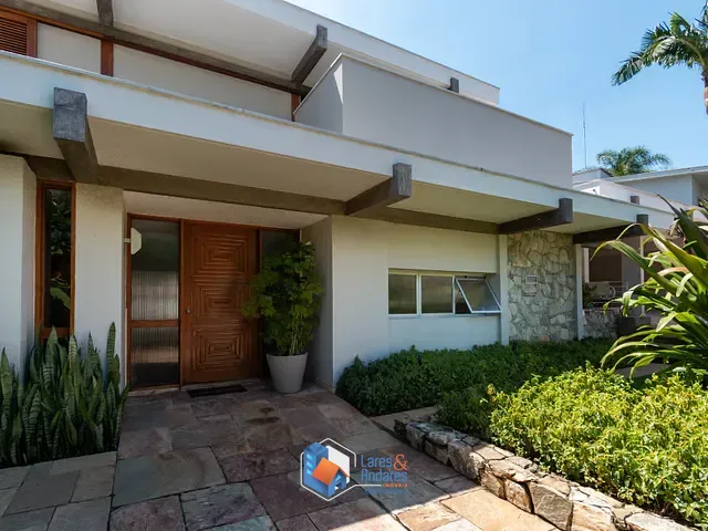 Casa com 1236m² 3 quartos e 5 banheiros, à venda, no bairro Pacaembu em São Paulo