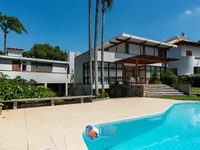 Casa com 1236m² 3 quartos e 5 banheiros, à venda, no bairro Pacaembu em São Paulo