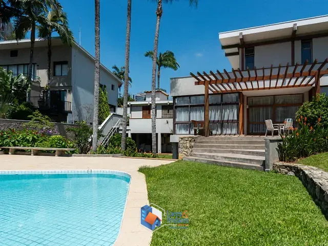 Casa com 1236m² 3 quartos e 5 banheiros, à venda, no bairro Pacaembu em São Paulo