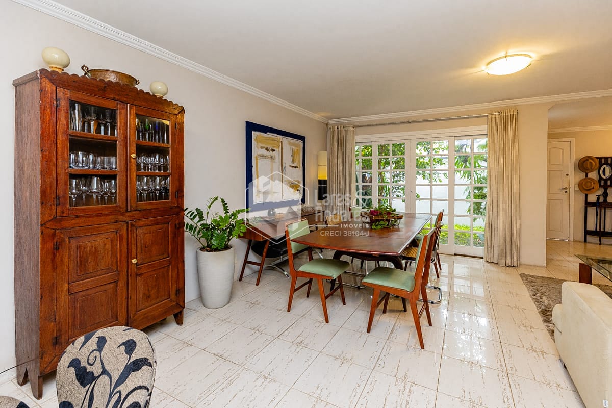 Casa, 4 quartos, 260 m² - Foto 8