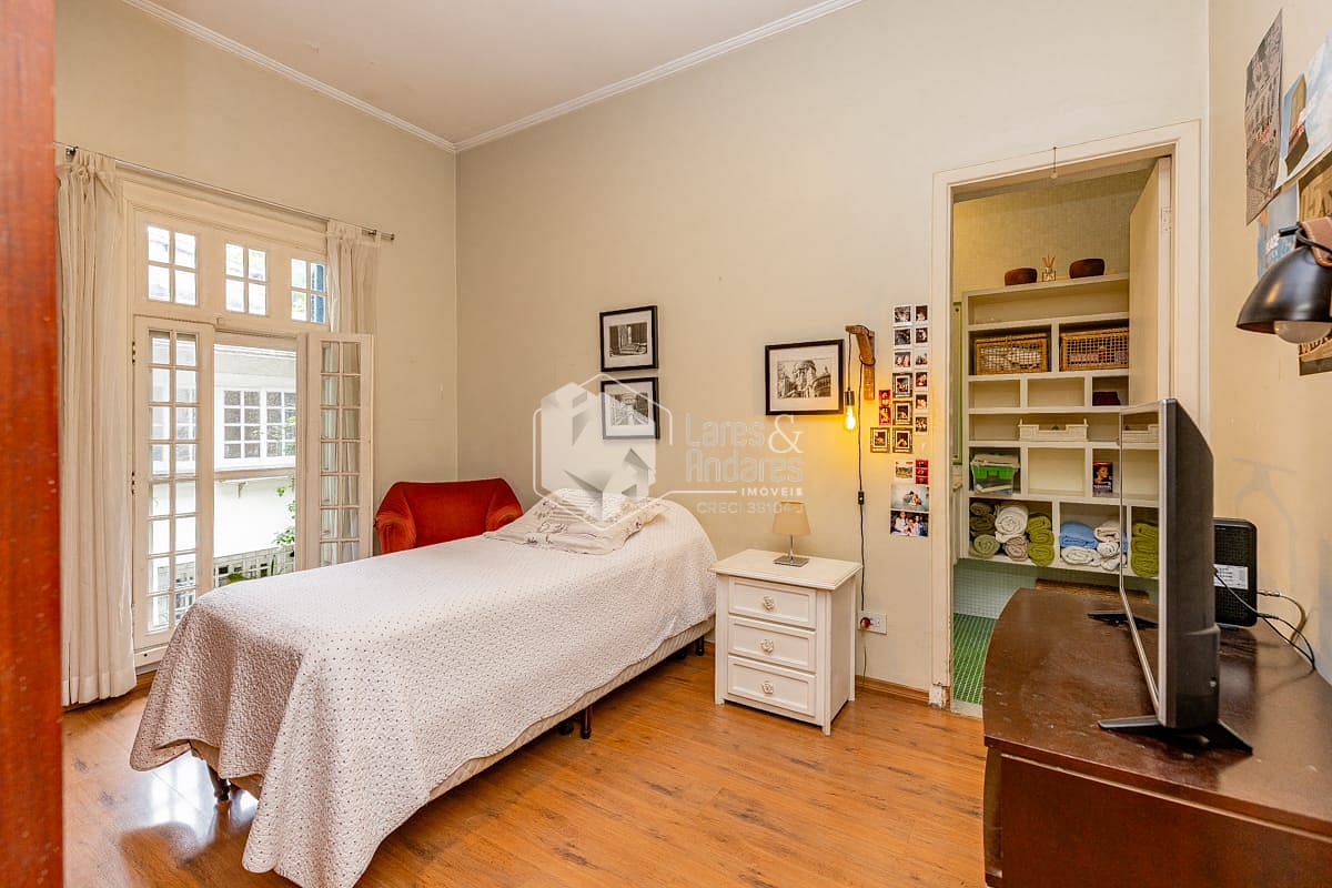 Casa, 4 quartos, 260 m² - Foto 28