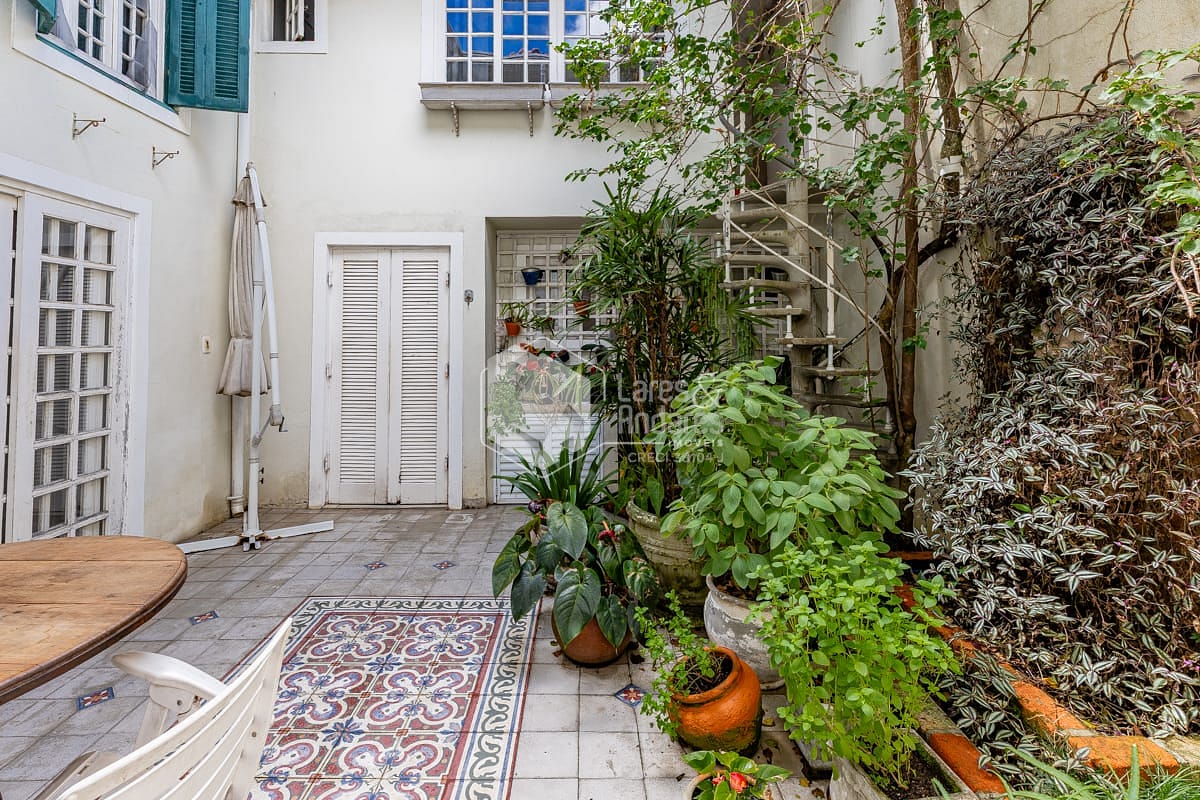 Casa, 4 quartos, 260 m² - Foto 37