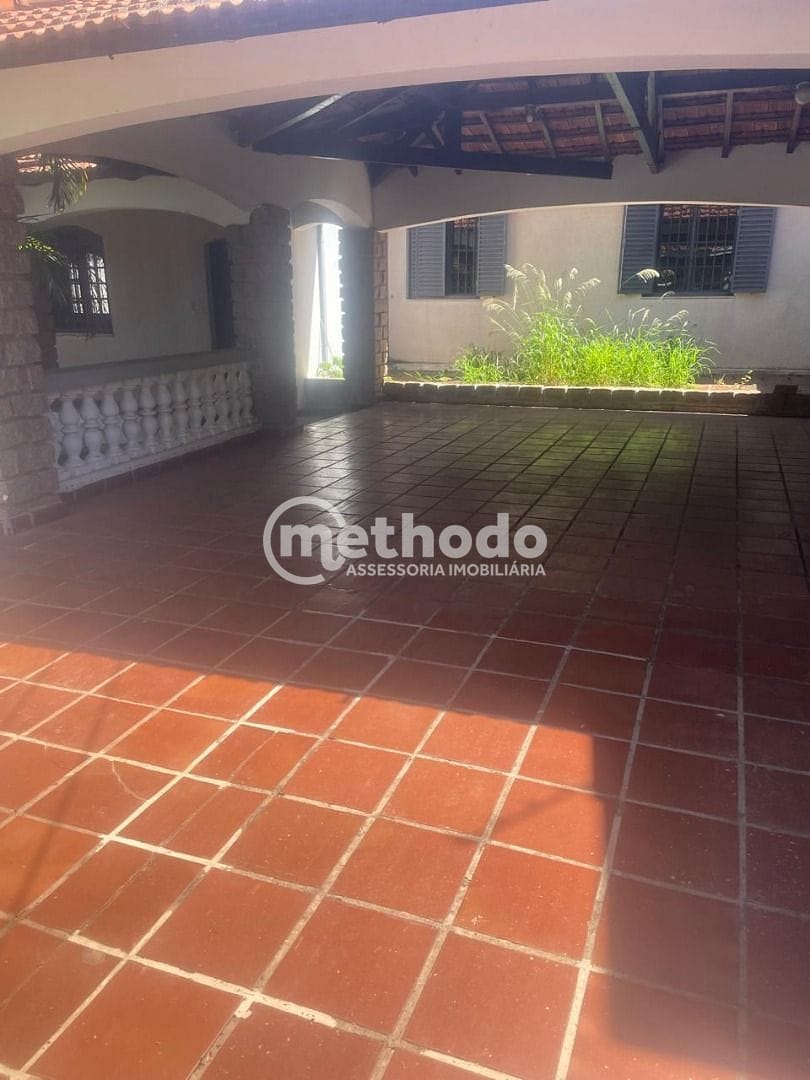 Casa, 3 quartos, 197 m² - Foto 2