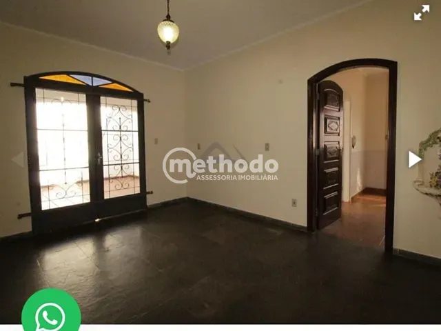 Casa com 450m² 3 quartos e 2 banheiros, à venda, no bairro Cidade Universitária em Campinas