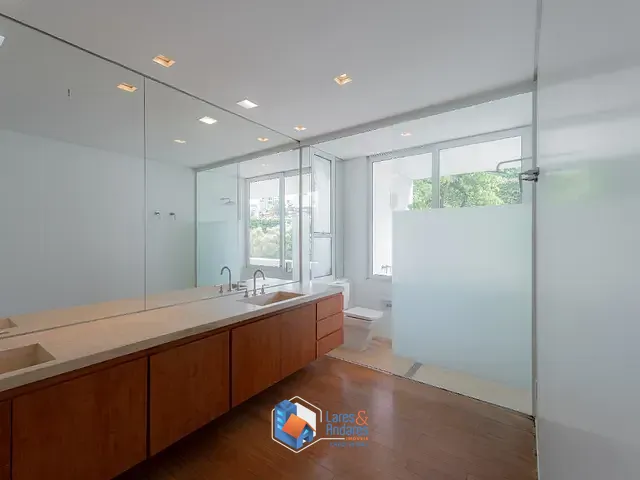 Casa com 376m² 3 quartos e 6 banheiros, à venda, no bairro Jardim Paulista em São Paulo