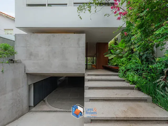 Casa com 376m² 3 quartos e 6 banheiros, à venda, no bairro Jardim Paulista em São Paulo