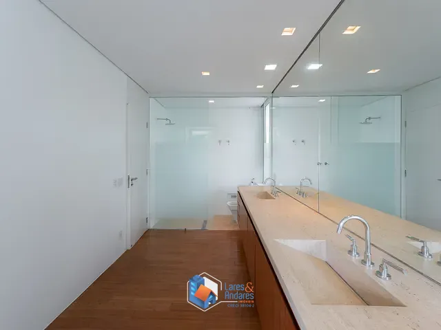 Casa com 376m² 3 quartos e 6 banheiros, à venda, no bairro Jardim Paulista em São Paulo