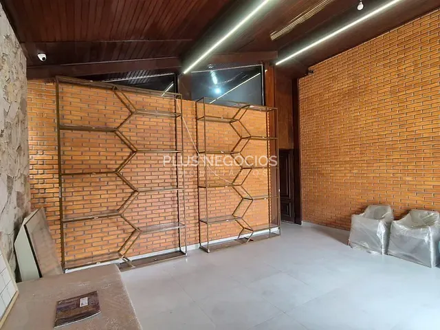 Casa com 300m², para alugar, no bairro Jardim Faculdade em Sorocaba