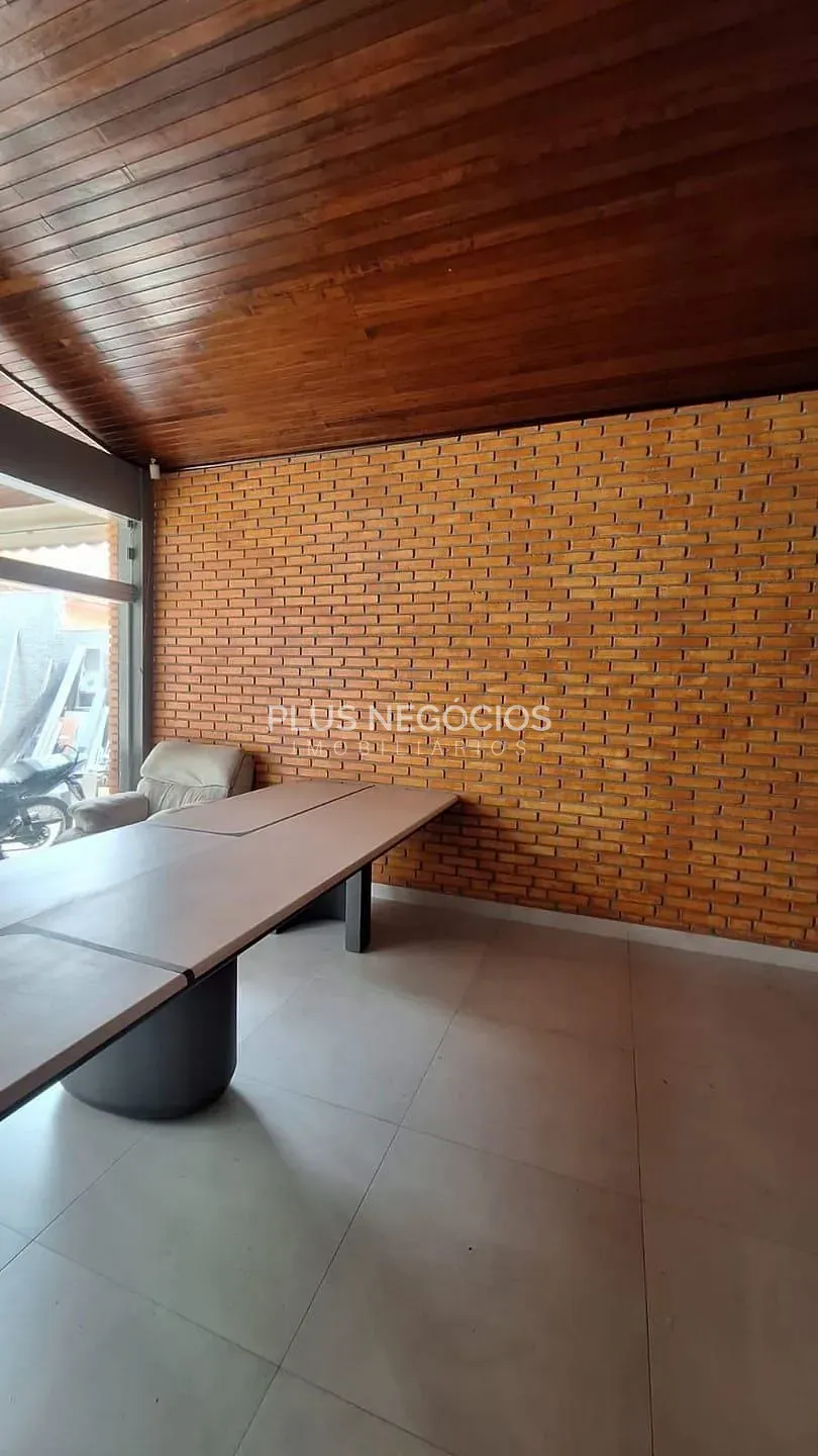 Casa, 1 quarto, 300 m² - Foto 2