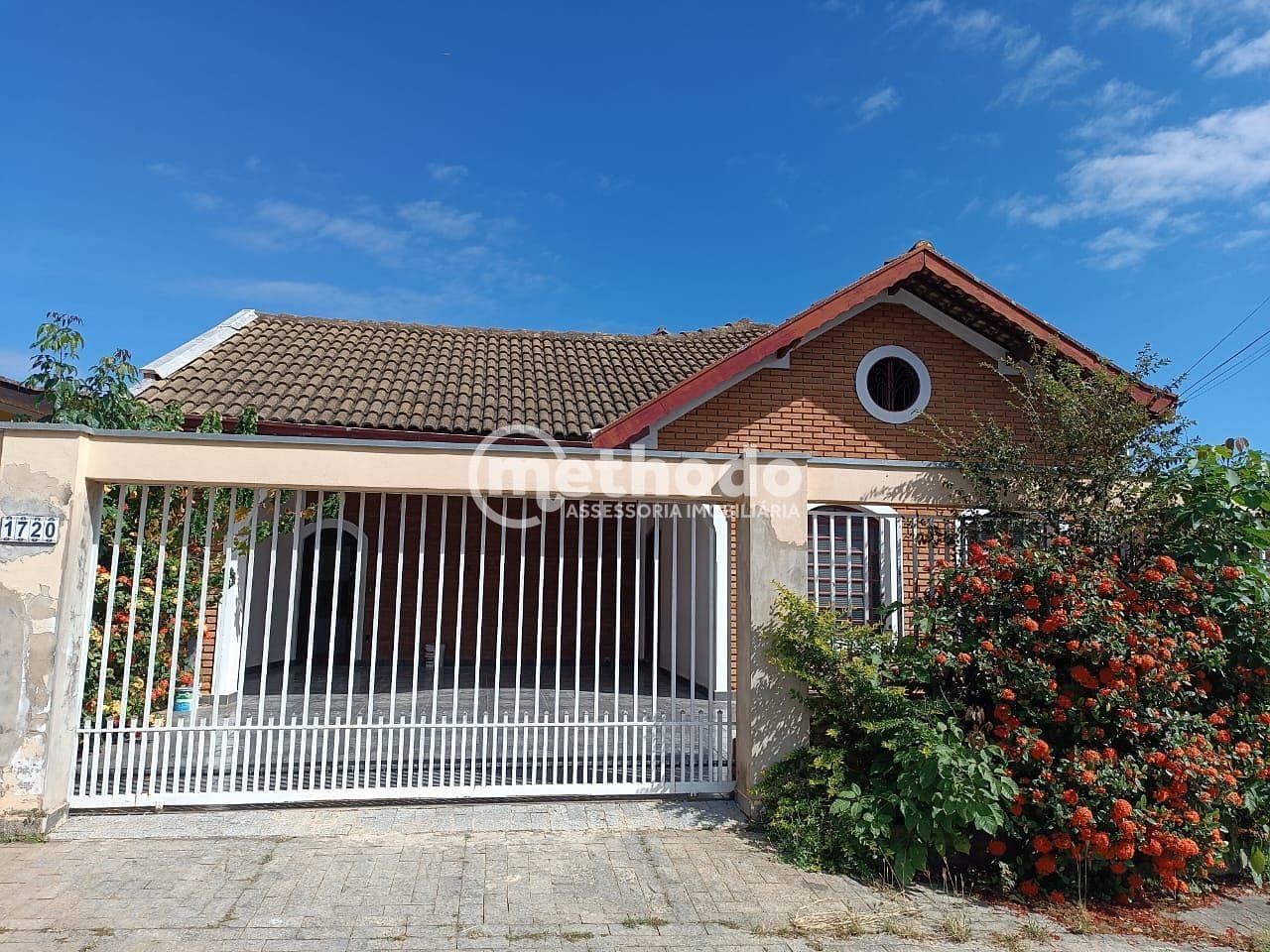 Casa, 3 quartos, 251 m² - Foto 1