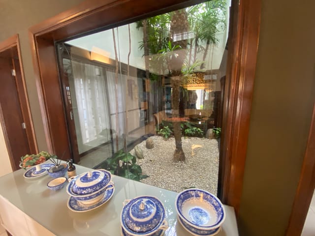 Casa com 600m² 3 quartos e 2 banheiros, à venda, no bairro Internacional Park em Guaratinguetá