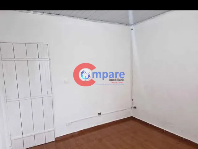 Casa 1 quarto e 1 banheiro, à venda, no bairro Jardim Santa Maria em Guarulhos