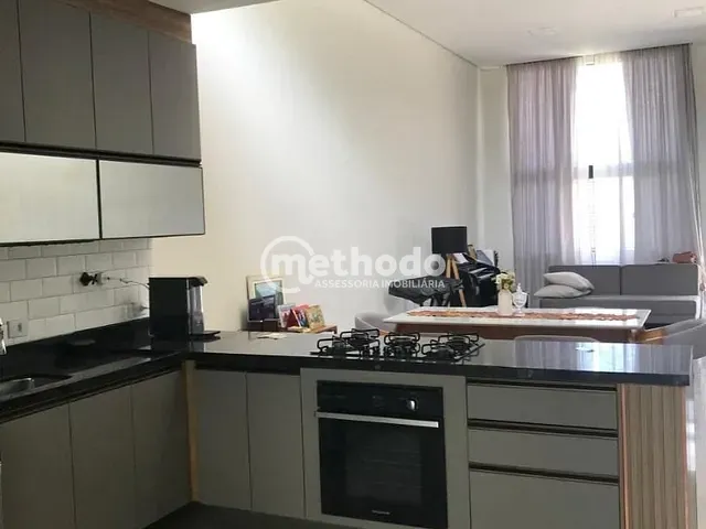 Casa com 250m² 3 quartos e 2 banheiros, à venda, no bairro Vila Savian em Vinhedo