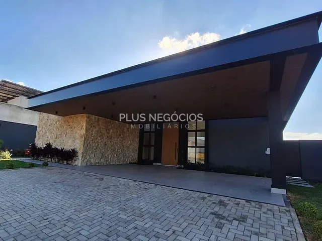 Casa com 1000m² 4 quartos e 6 banheiros, à venda, no bairro Residencial Saint Patrick em Sorocaba