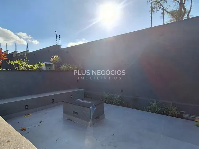 Casa com 1000m² 4 quartos e 6 banheiros, à venda, no bairro Residencial Saint Patrick em Sorocaba