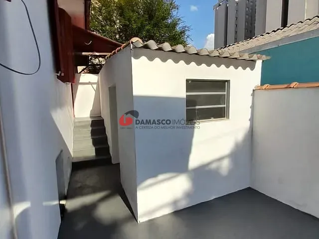 Casa 2 quartos e 1 banheiro, para alugar, no bairro Santa Maria em São Caetano do Sul