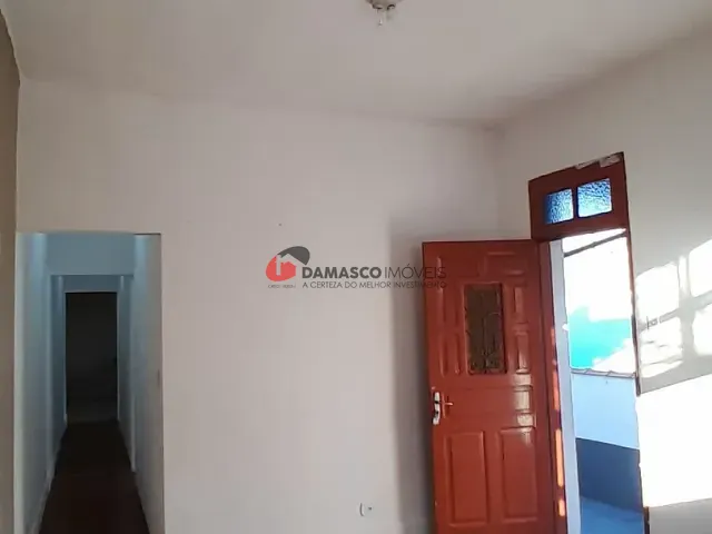 Casa 2 quartos e 1 banheiro, para alugar, no bairro Santa Maria em São Caetano do Sul