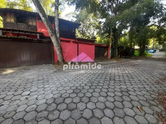 Casa com 878m² 4 quartos e 3 banheiros, à venda, no bairro Maresias em São Sebastião