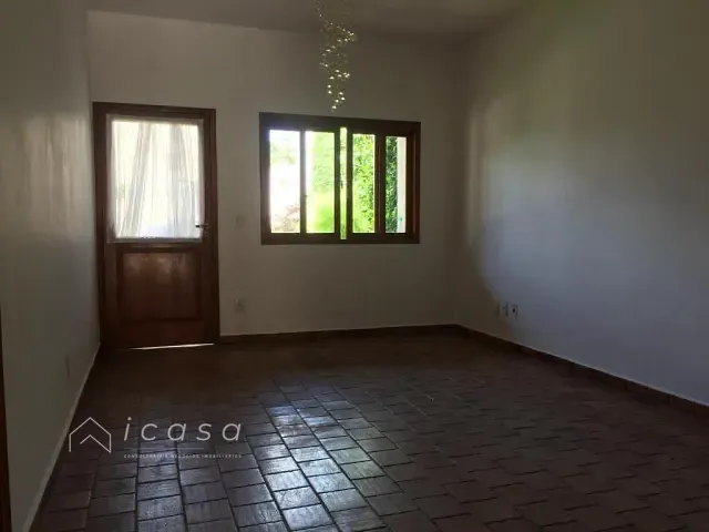 Casa com 275m² 2 quartos e 2 banheiros, à venda, no bairro Jardim Maria Cândida em Caçapava