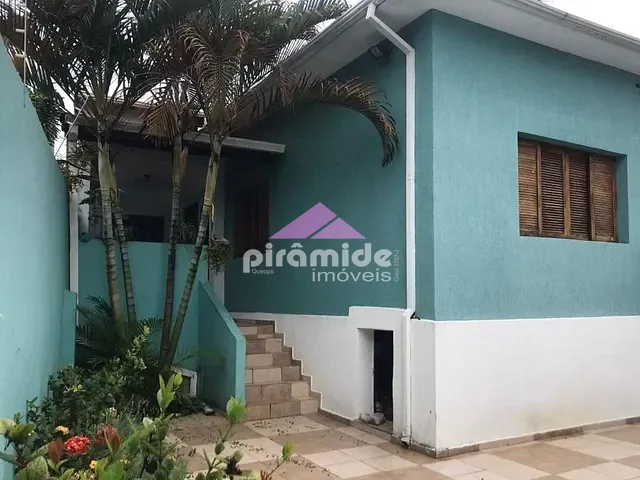 Casa com 220m² 3 quartos e 1 banheiro, à venda, no bairro Centro em São José dos Campos