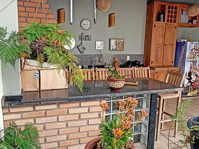 Casa 3 quartos e 2 banheiros, à venda, no bairro Chácaras Reunidas Brasil em Taubaté