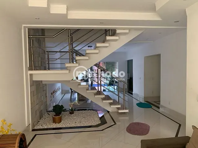 Casa com 340m² 3 quartos e 5 banheiros, à venda, no bairro Parque Ortolândia em Hortolândia