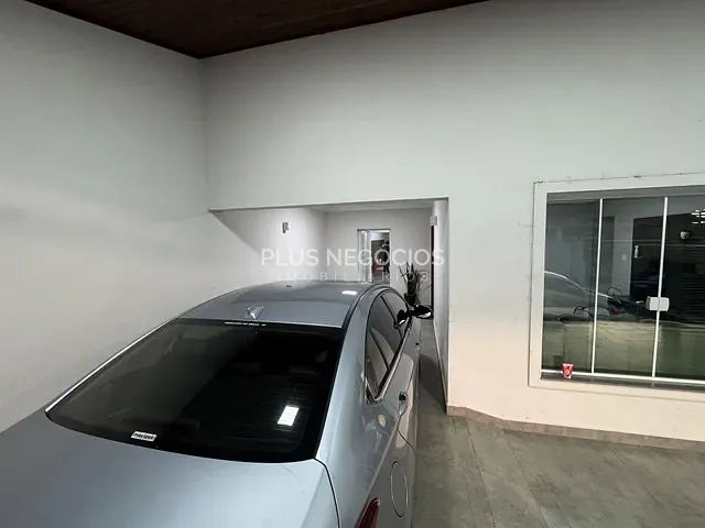 Casa com 256m² 3 quartos e 3 banheiros, à venda, no bairro Vila Barcelona em Sorocaba