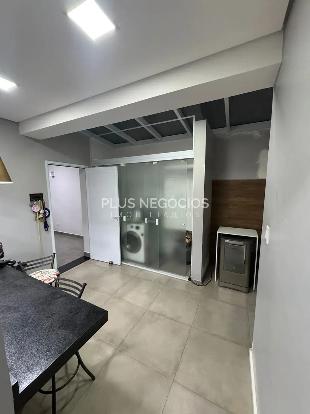 Casa, 3 quartos, 208 m² - Foto 48