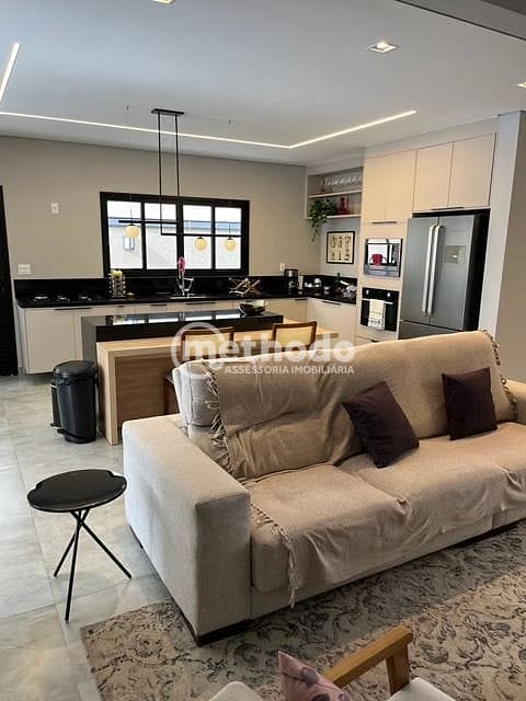 Casa, 3 quartos, 290 m² - Foto 3